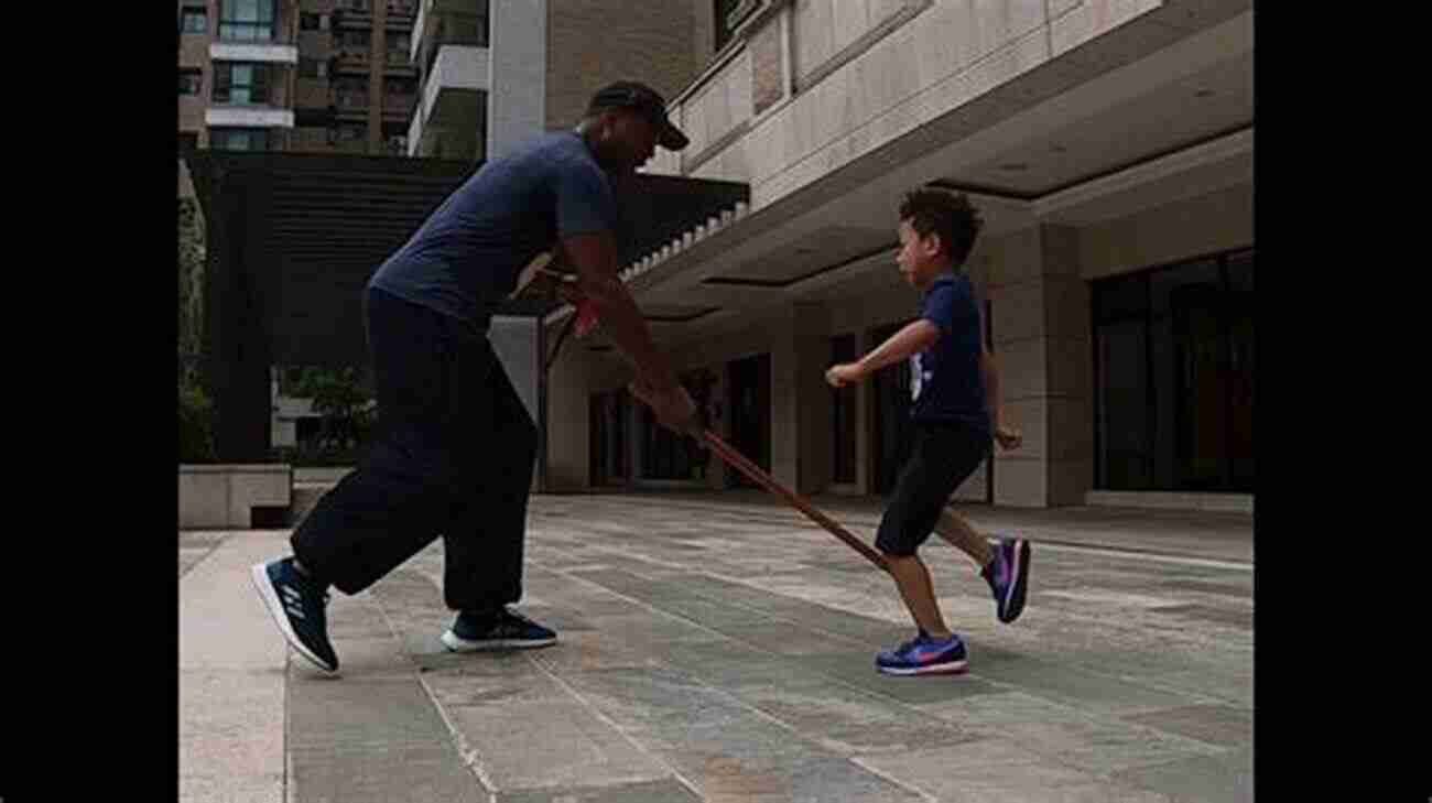 Baguazhang Footwork: Demonstrating The Circular And Agile Footwork Used In Baguazhang Baguazhang: Fundamentals Applications And Footwork