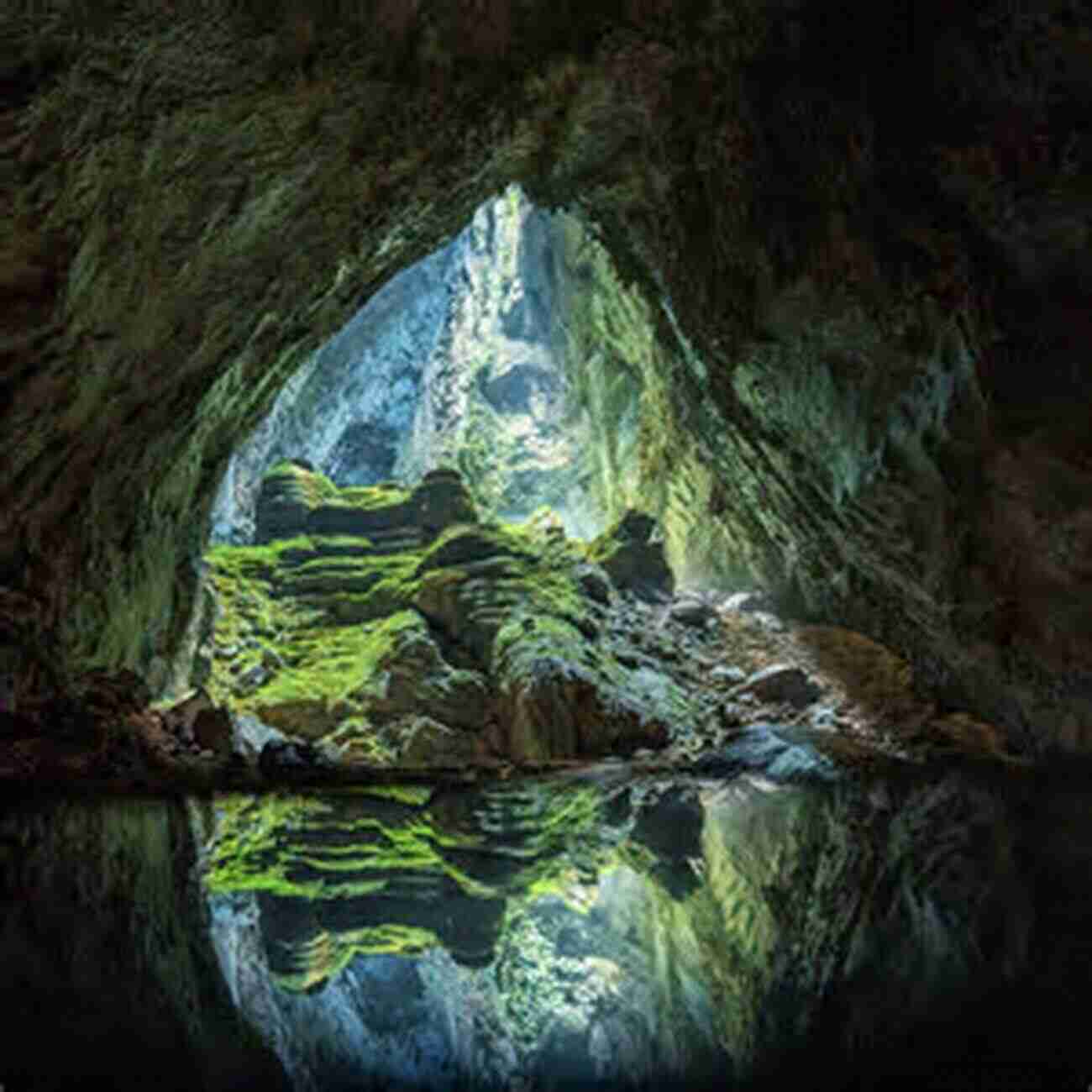 Son Doong Cave The World's Largest Cave In Quang Binh Vietnam Quang Binh (Vietnam Strong Flexible 5)