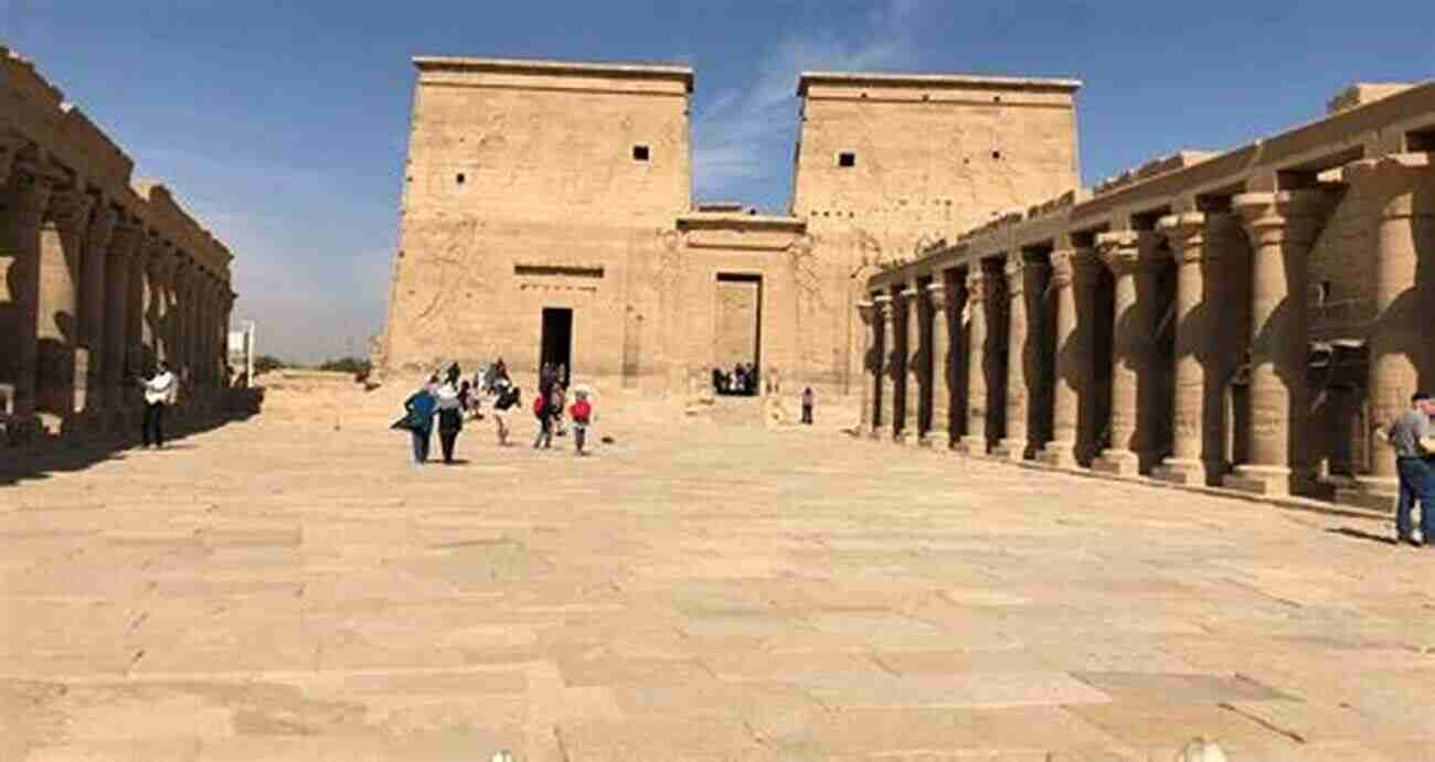 The Timeless Beauty Of Luxor The Complete Cities Of Ancient Egypt