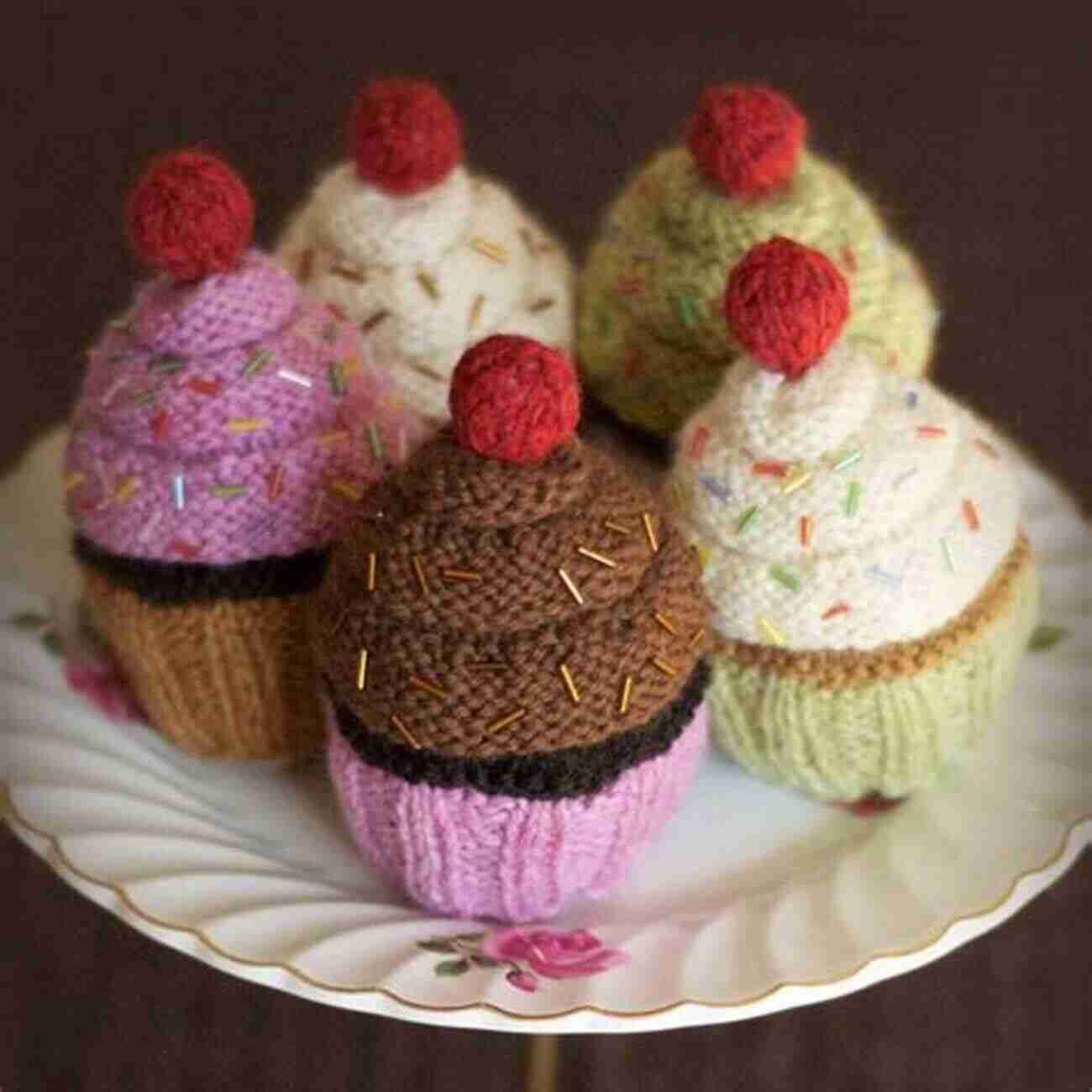 Tiny Knitted Cupcakes Pattern Mini Knitted Toys: Over 30 Cute Easy Knitting Patterns