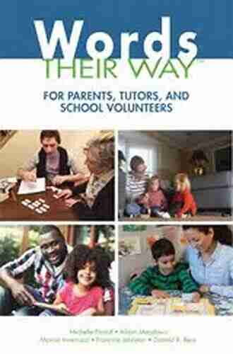 Words Their Way For Parents Tutors And School Volunteers (2 Downloads) (Words Their Way Series)